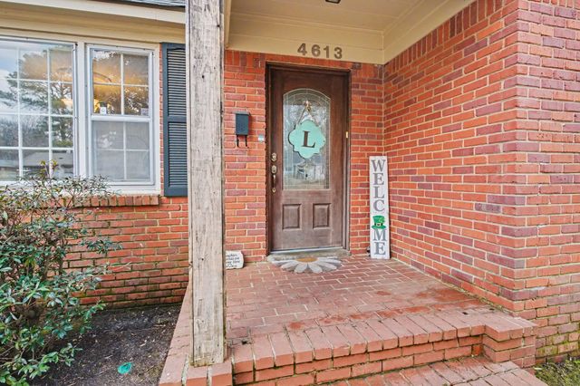4613 CROSSOVER LN, Memphis, TN 38117