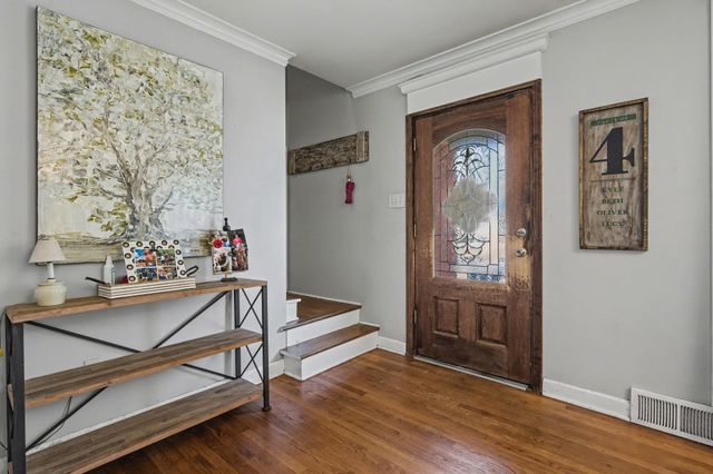 4613 CROSSOVER LN, Memphis, TN 38117