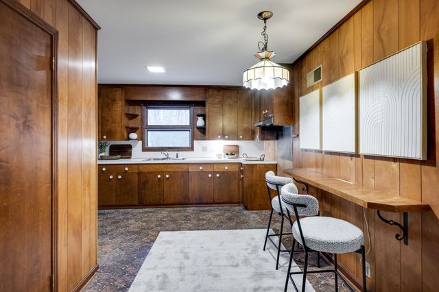 112 Lake Valley Road, Dickson, TN 37055