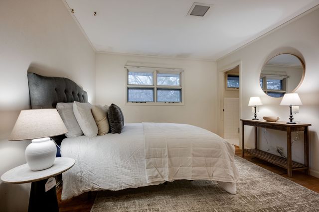 112 Lake Valley Road, Dickson, TN 37055