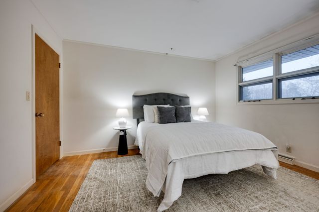 112 Lake Valley Road, Dickson, TN 37055