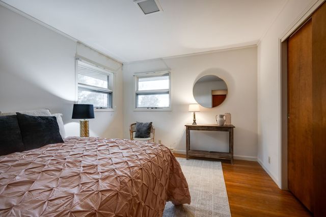 112 Lake Valley Road, Dickson, TN 37055