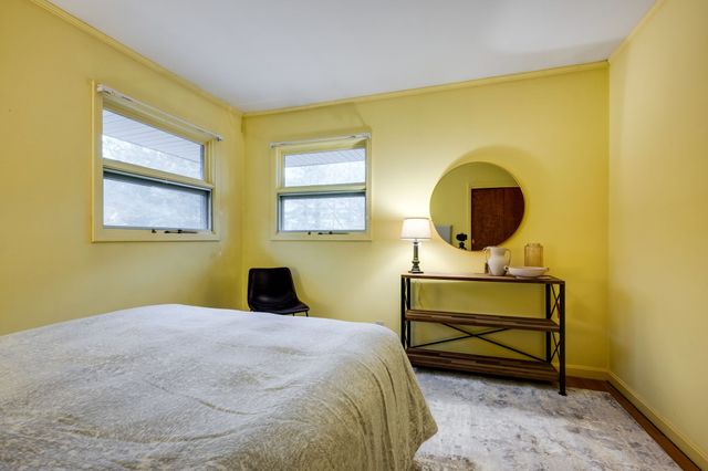 112 Lake Valley Road, Dickson, TN 37055