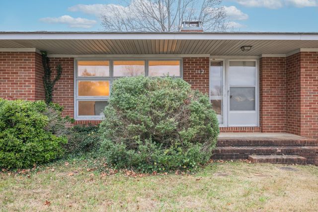 112 Lake Valley Road, Dickson, TN 37055