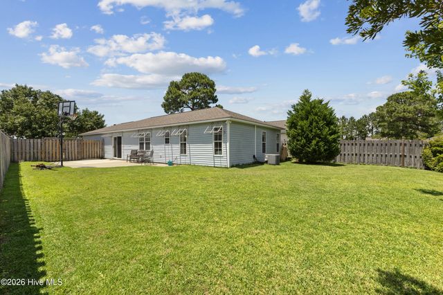 7424 Milan Court, Wilmington, NC 28411