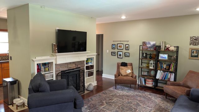 17 S Tuxedo Avenue, Chattanooga, TN 37411