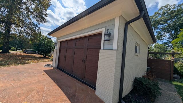 17 S Tuxedo Avenue, Chattanooga, TN 37411
