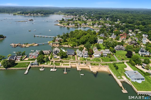 39 Flying Point Road, Branford, CT 06405
