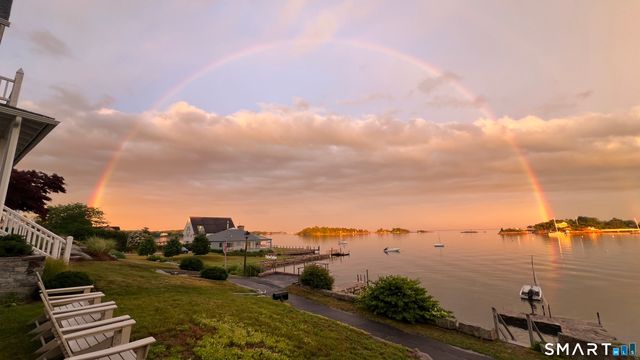 39 Flying Point Road, Branford, CT 06405