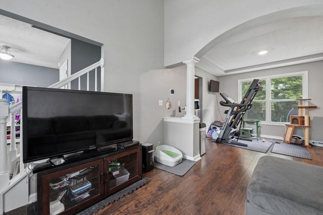 5753 Paul Talbott Circle, Grove City, OH 43123