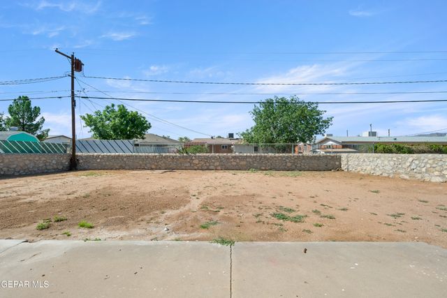 5624 SANDERS Avenue, El Paso, TX 79924