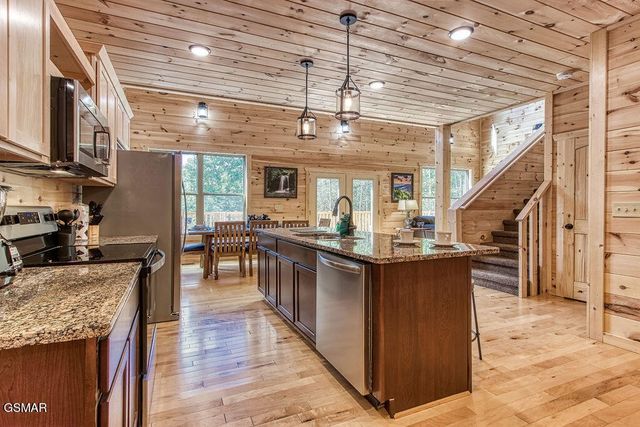 3846 Katelyns Lane, Sevierville, TN 37876