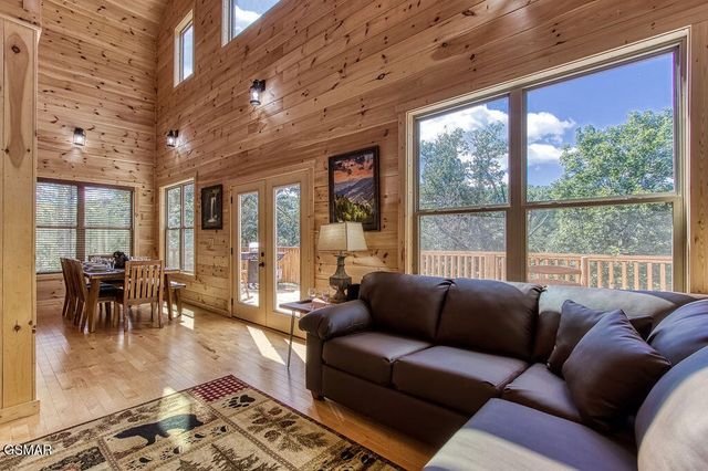 3846 Katelyns Lane, Sevierville, TN 37876