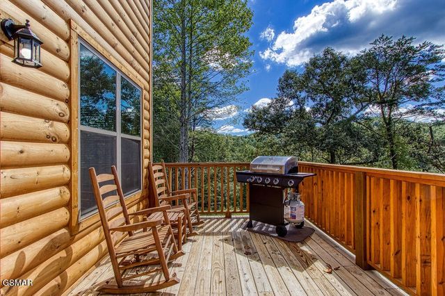 3846 Katelyns Lane, Sevierville, TN 37876