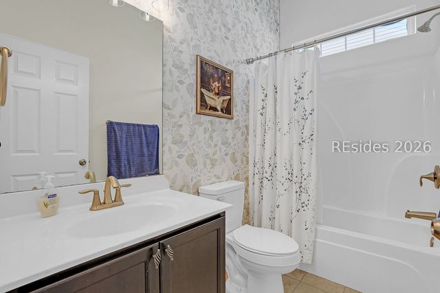 72 White Crescent Cir, Ridgeland, SC 29936