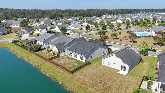 72 White Crescent Cir, Ridgeland, SC 29936