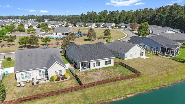 72 White Crescent Cir, Ridgeland, SC 29936