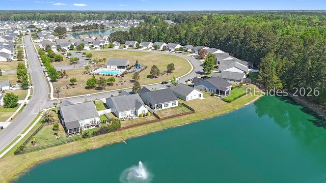 72 White Crescent Cir, Ridgeland, SC 29936