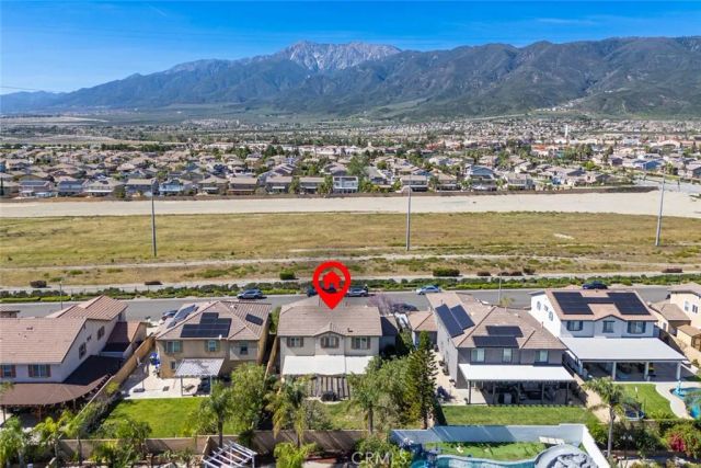 5947 Creekside, Fontana, CA 92336