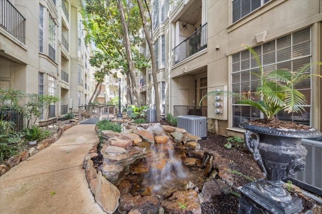 5353 Memorial Drive 3053, Houston, TX 77007