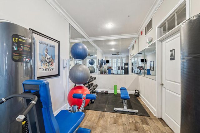 5353 Memorial Drive 3053, Houston, TX 77007