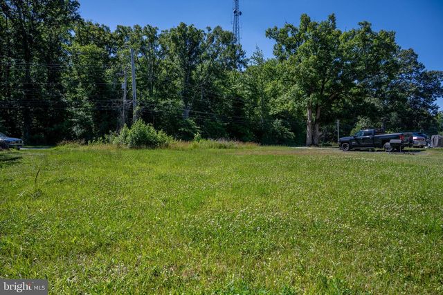 8302 DYSON RD, Brandywine, MD 20613