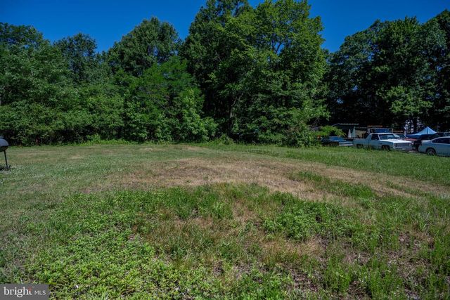 8302 DYSON RD, Brandywine, MD 20613