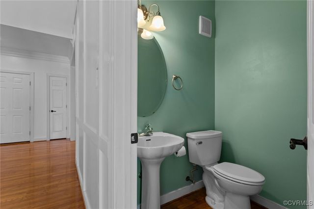12112 Hogans Aly, Chester, VA 23836