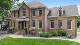 12112 Hogans Aly, Chester, VA 23836