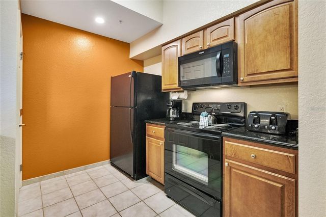 8101 RESORT VILLAGE DRIVE 3905, Orlando, FL 32821