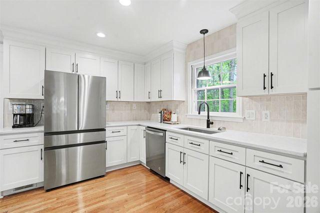 1700 Quail Street, Charlotte, NC 28214