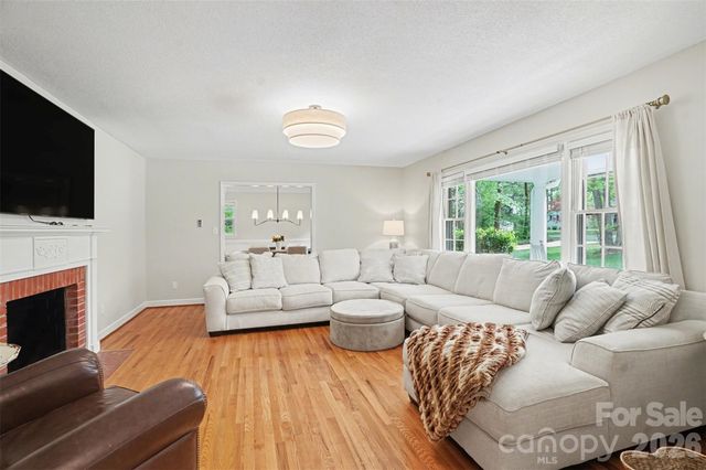 1700 Quail Street, Charlotte, NC 28214