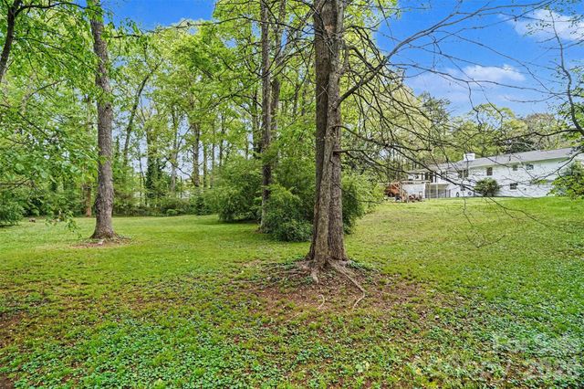 1700 Quail Street, Charlotte, NC 28214