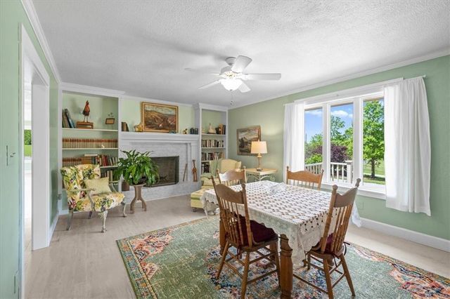 28639 Hospital Drive, Paola, KS 66071