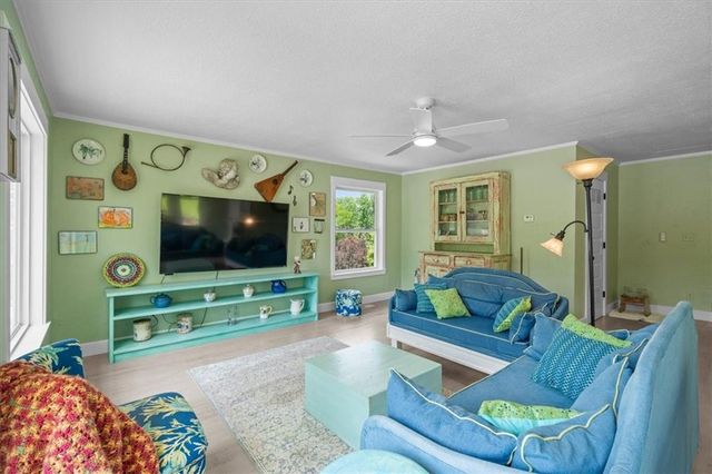 28639 Hospital Drive, Paola, KS 66071
