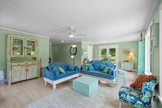 28639 Hospital Drive, Paola, KS 66071