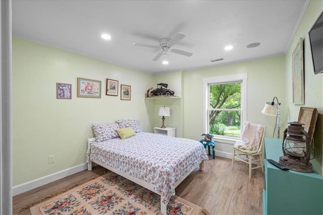 28639 Hospital Drive, Paola, KS 66071