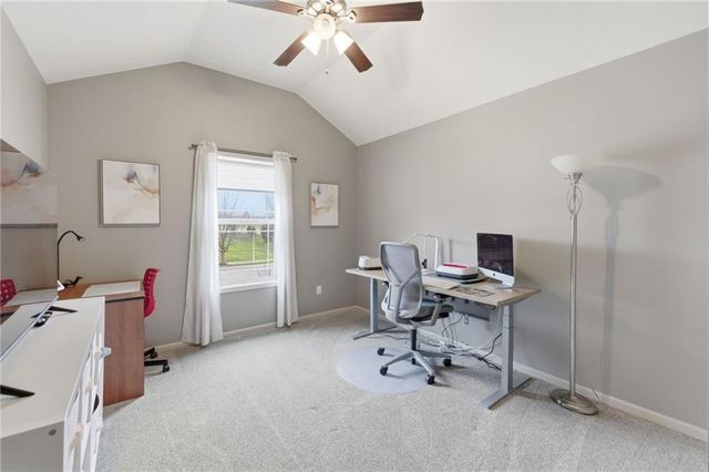 10711 S Appleridge Lane, Olathe, KS 66061