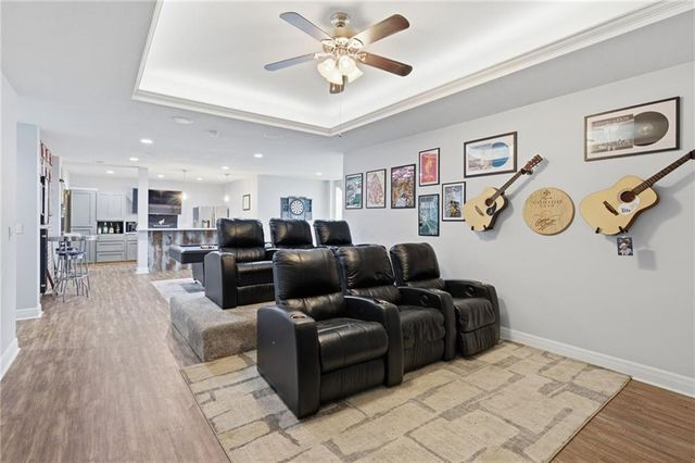 10711 S Appleridge Lane, Olathe, KS 66061