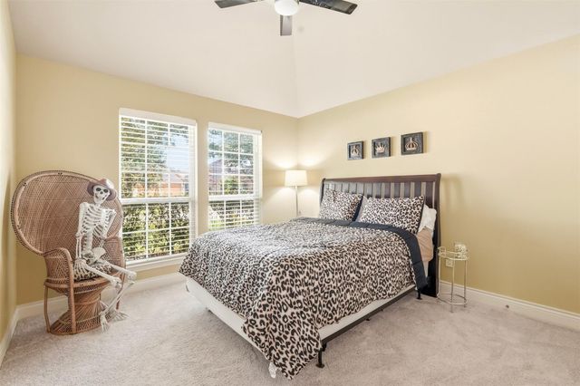 14106 Green Thicket Drive, Pearland, TX 77584
