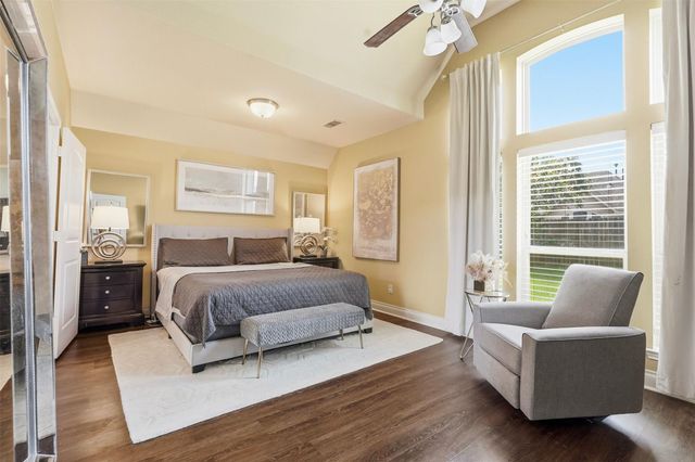 14106 Green Thicket Drive, Pearland, TX 77584