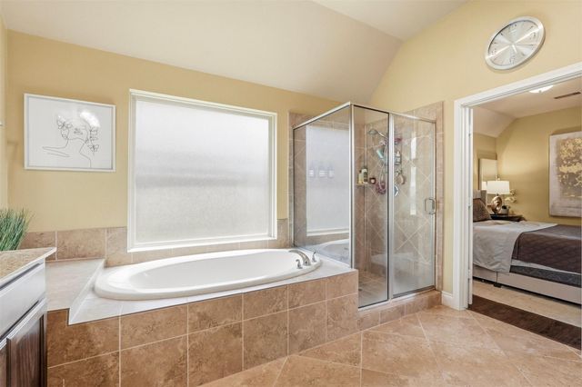 14106 Green Thicket Drive, Pearland, TX 77584