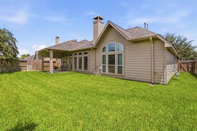 14106 Green Thicket Drive, Pearland, TX 77584