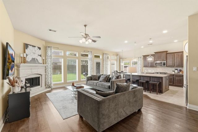 14106 Green Thicket Drive, Pearland, TX 77584