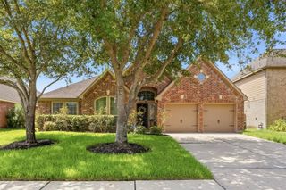 14106 Green Thicket Drive, Pearland, TX 77584