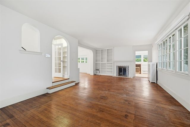 724 S Linden Ave, Point Breeze, PA 15208