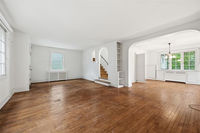 724 S Linden Ave, Point Breeze, PA 15208