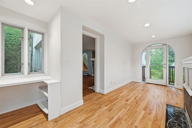 724 S Linden Ave, Point Breeze, PA 15208