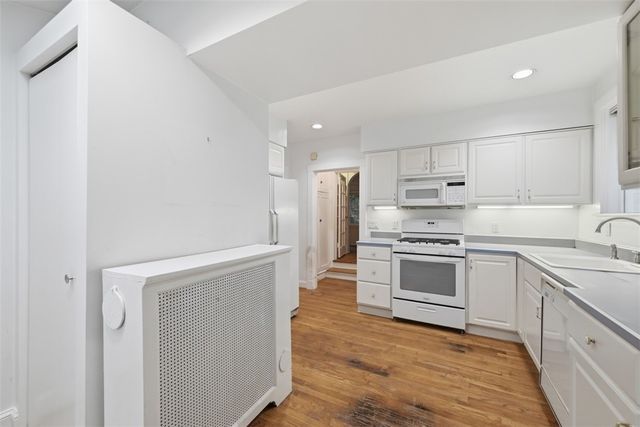 724 S Linden Ave, Point Breeze, PA 15208