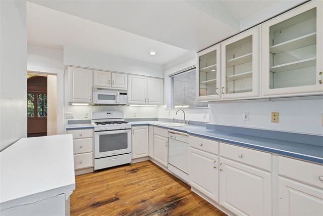 724 S Linden Ave, Point Breeze, PA 15208